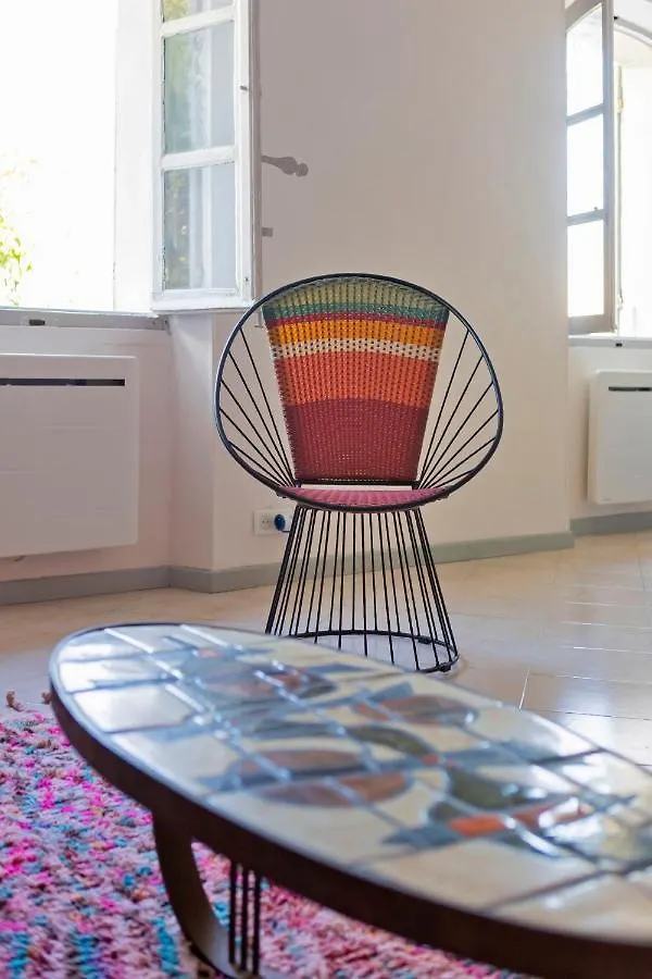 Tres Bel Appartement Avec Une Jolie Vue Dans Le Quartier Prise De Vauban Marseille